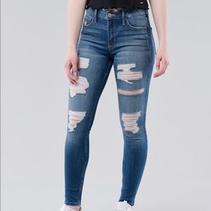 Holister jeans !